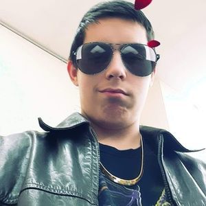 Meet your Posher, Johnny